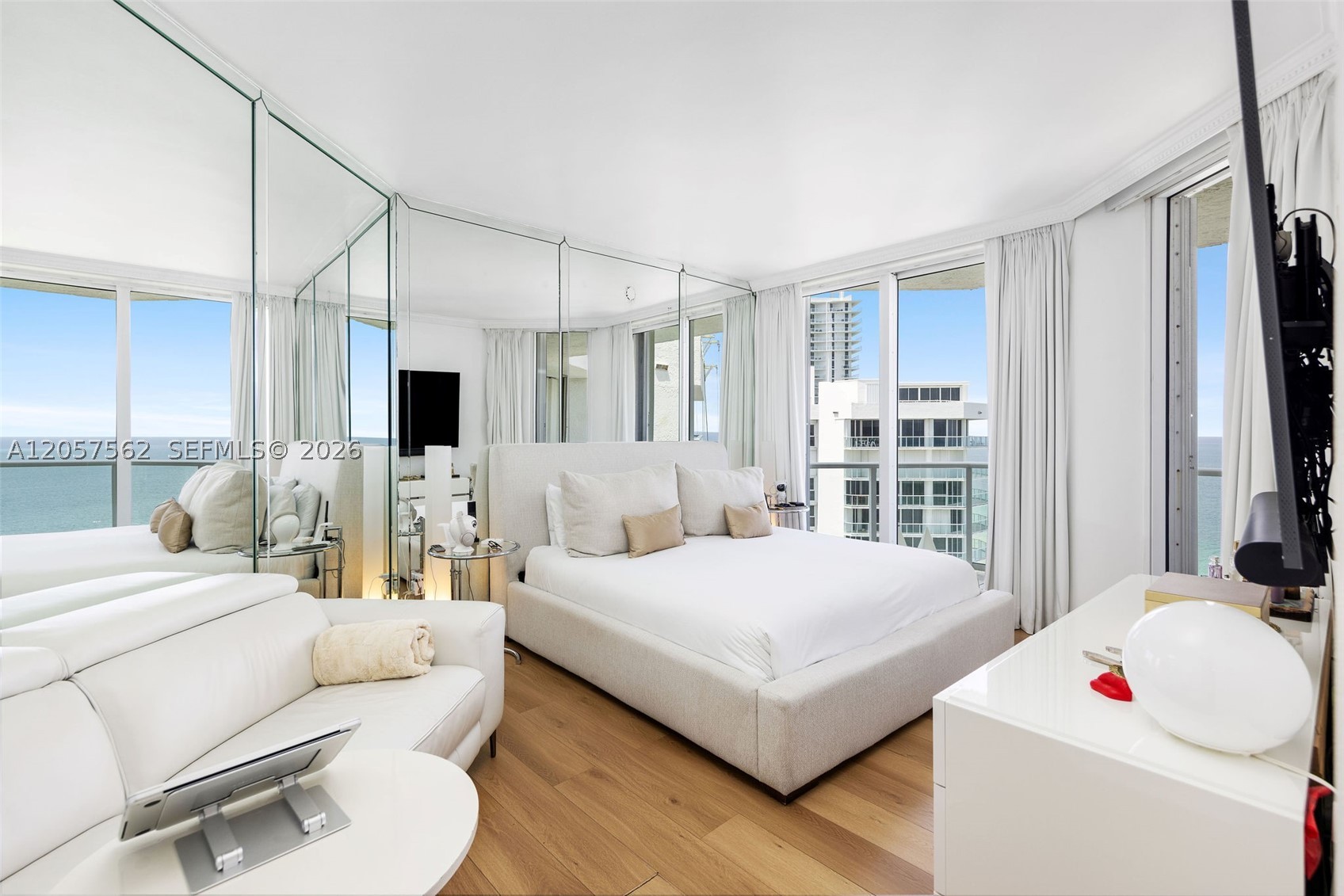 OCEANIA II CONDO - Residential