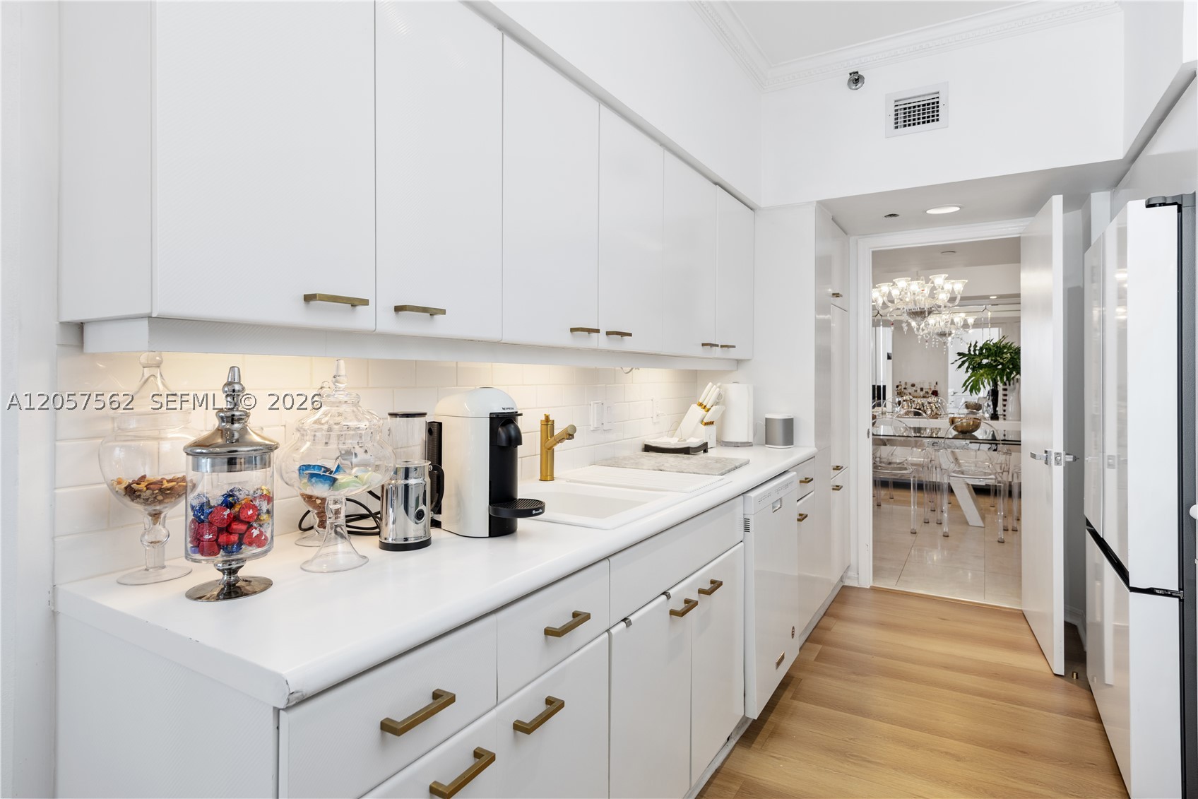 OCEANIA II CONDO - Residential