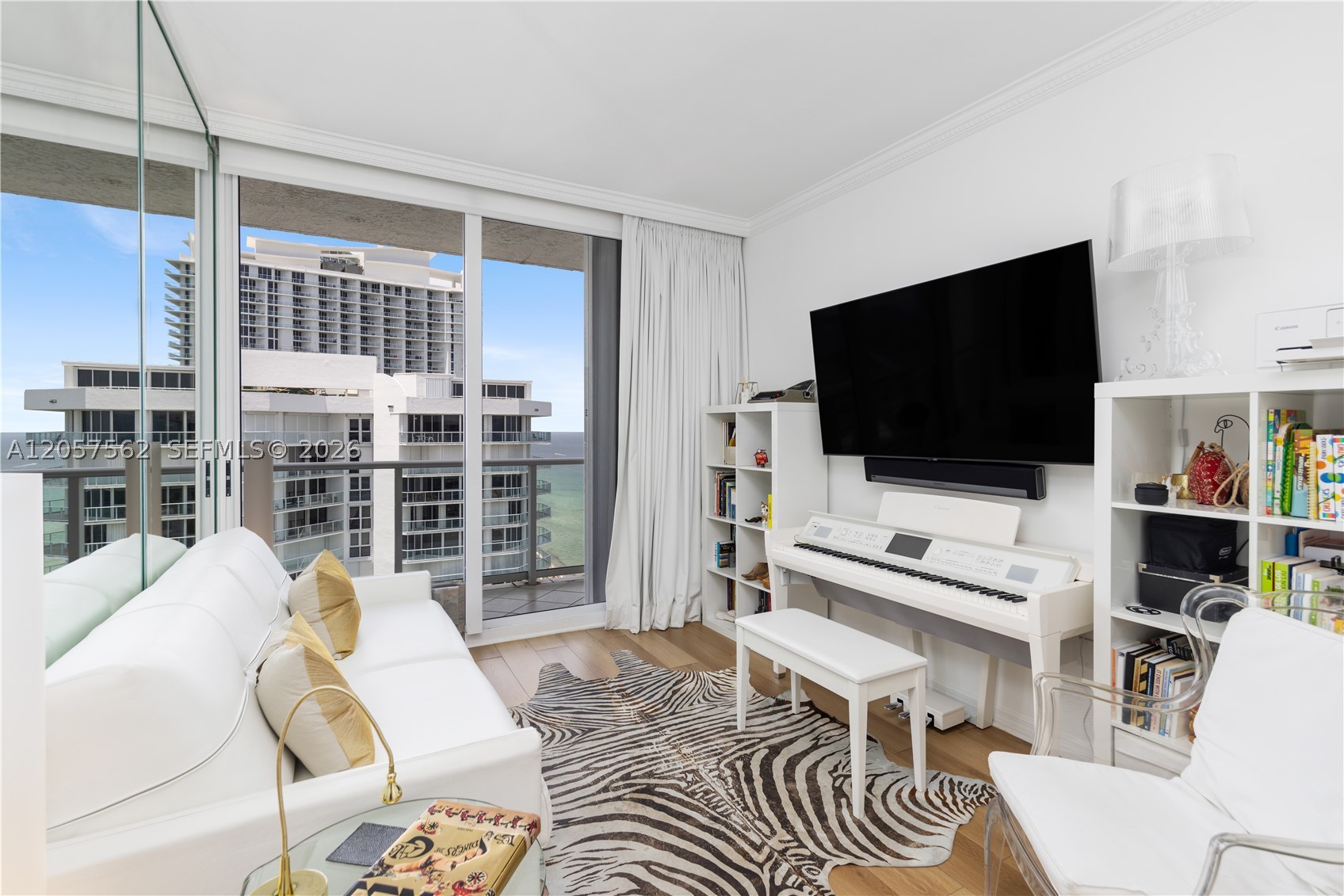 OCEANIA II CONDO - Residential