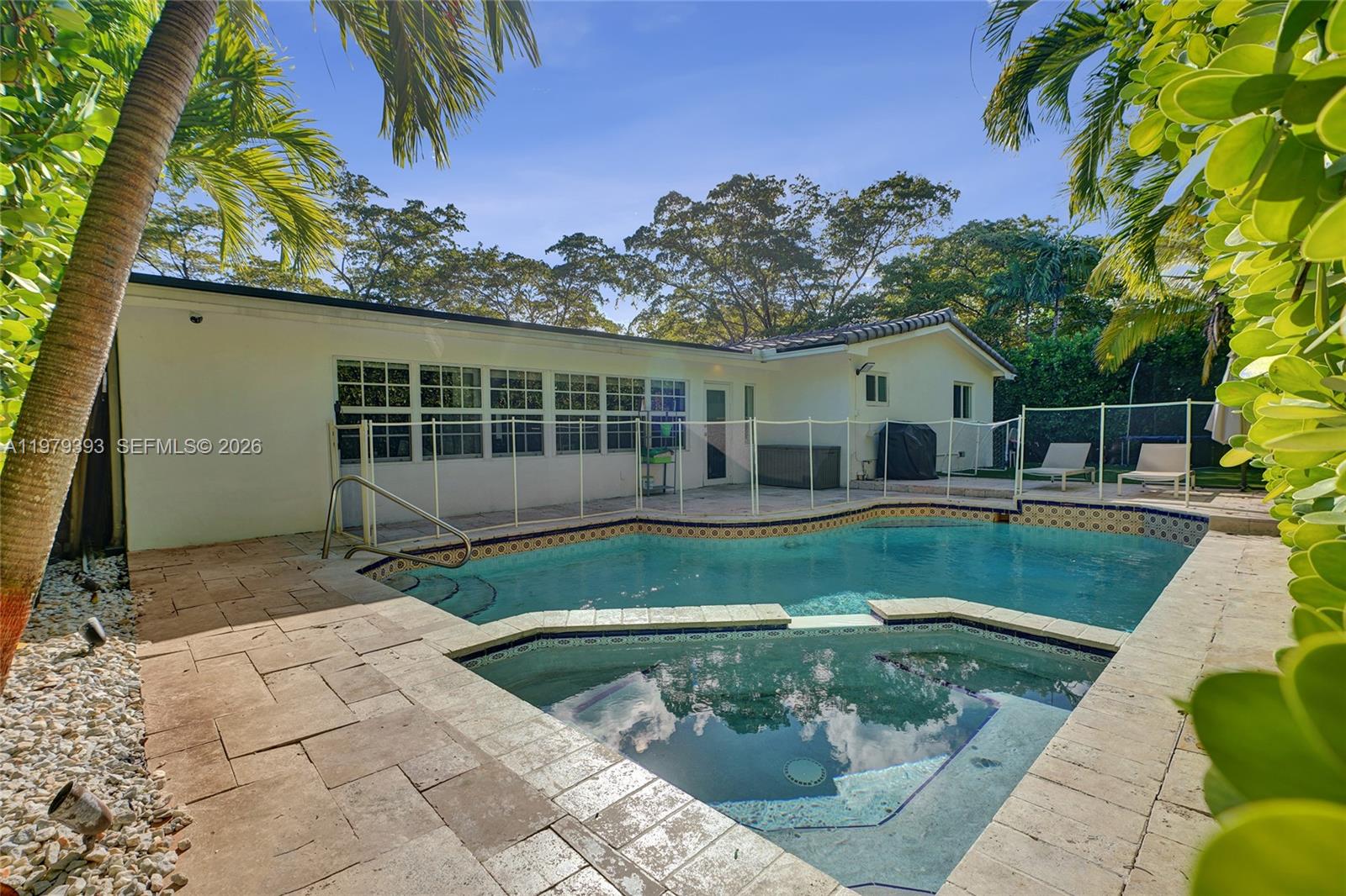 SKYKNOLL ESTATES REPLAT - Residential