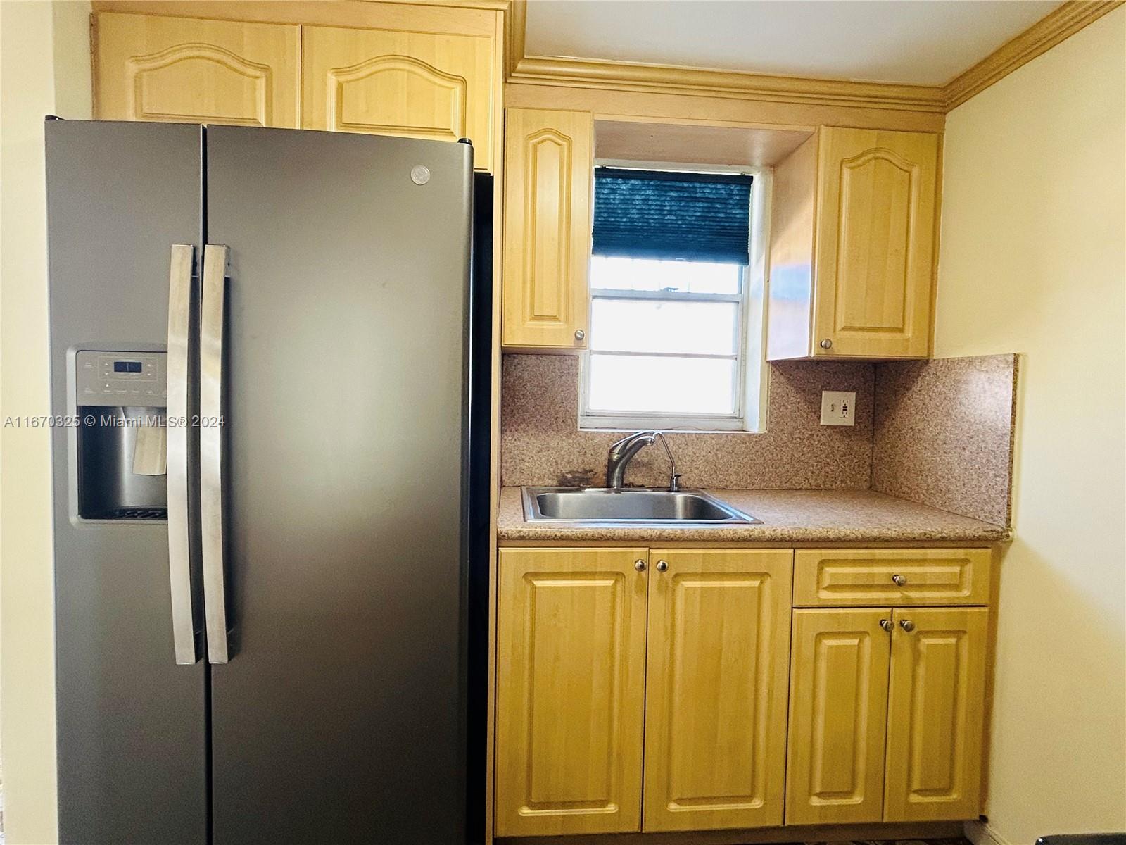 PALM AVE GARDENS CONDO - Residential