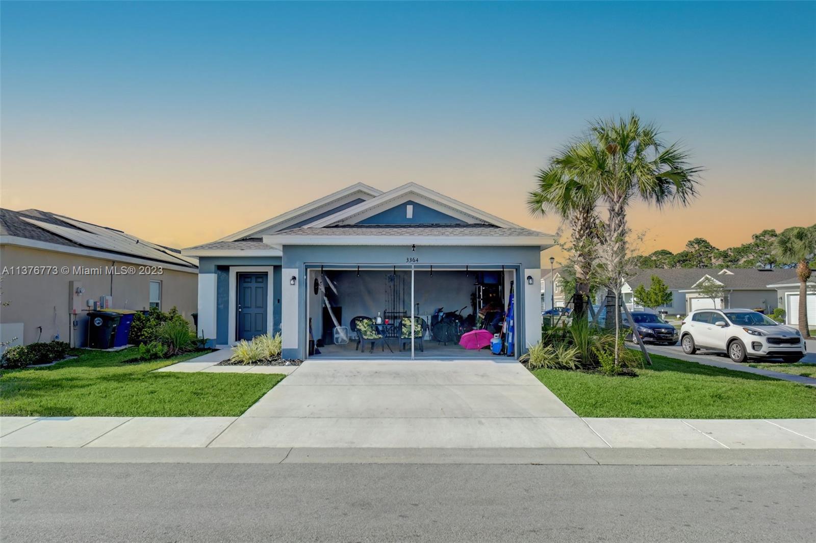 MAGNOLIA SQUARE - Residential