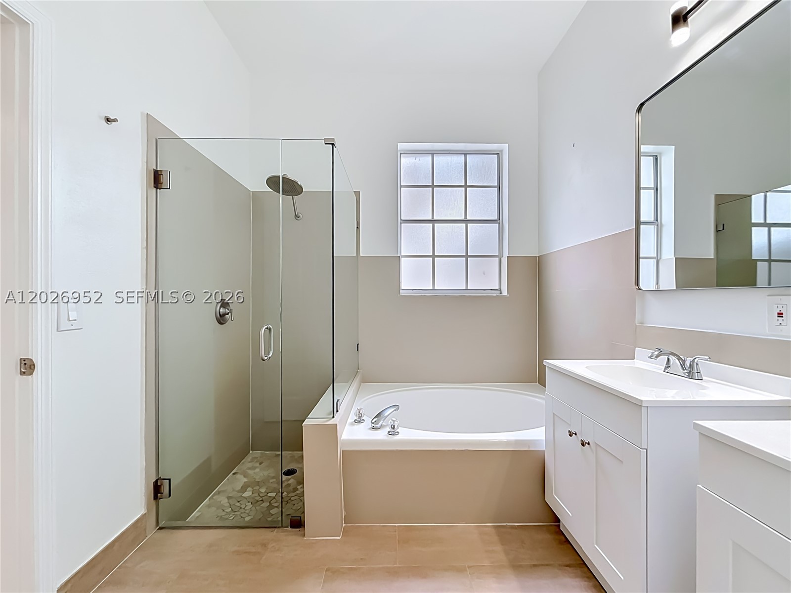 EMERALD COURTS - OPAL CRE - Residential