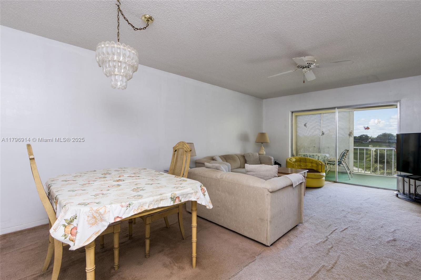 ORIOLE GOLF & TENNIS CLUB - Residential
