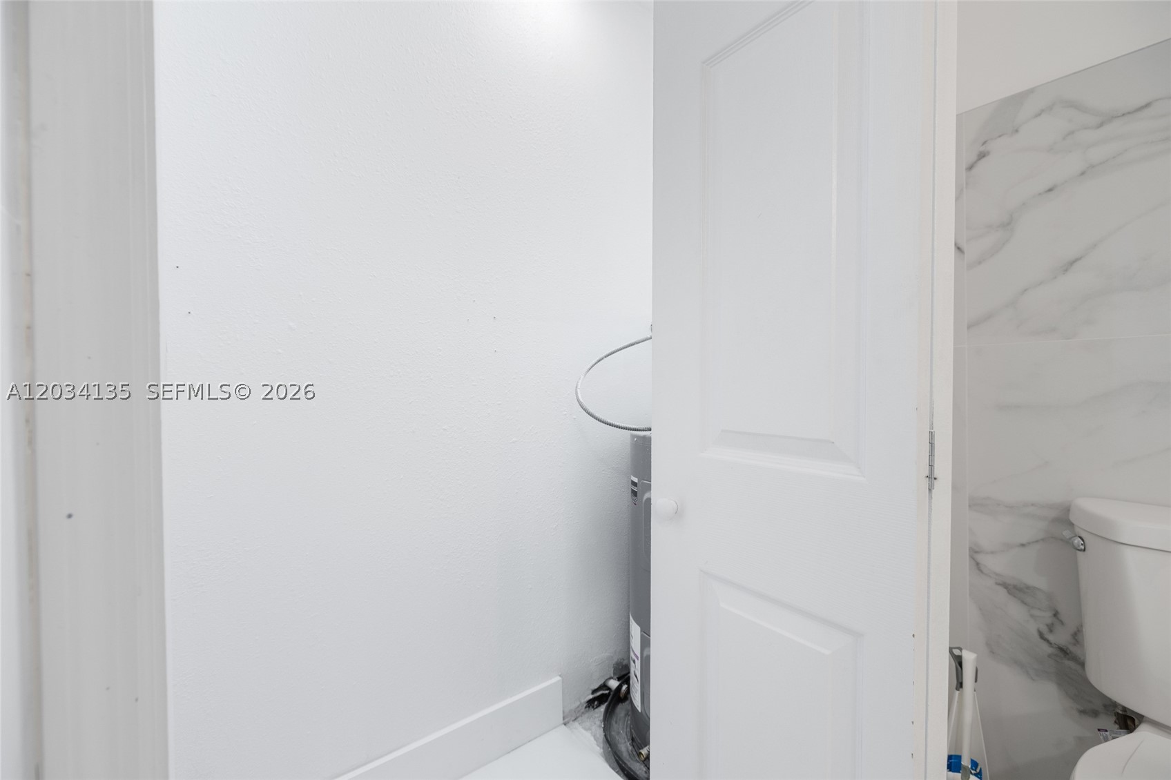 COVE 3RD SEC - Residential Lease