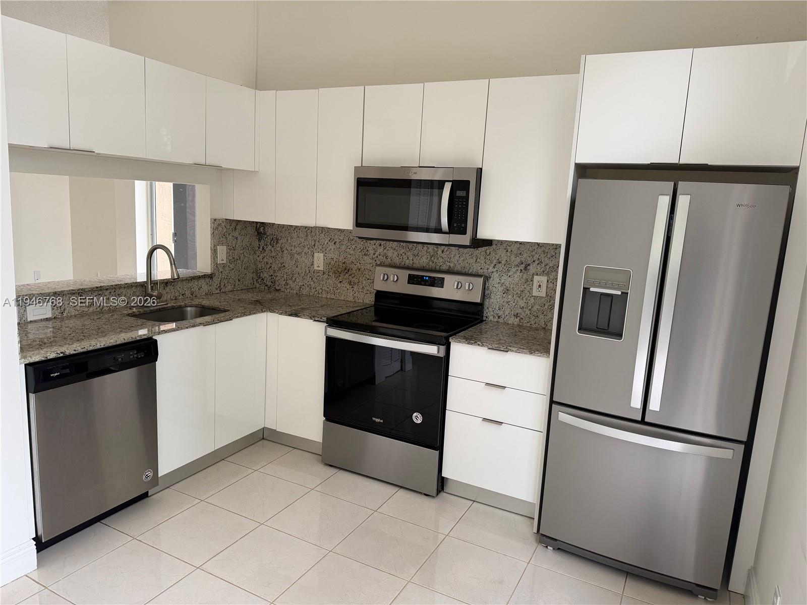 REGENCY - Residential Lease