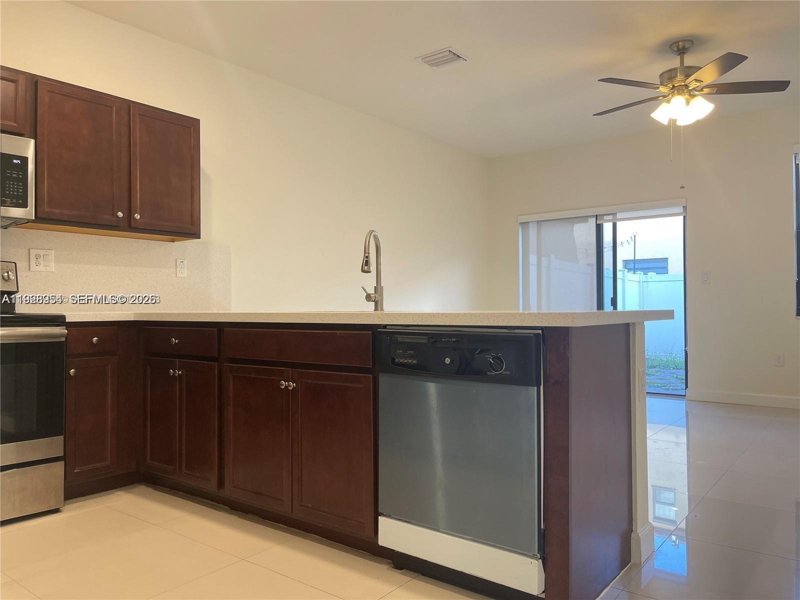 AQUABELLA SECTION TWO - Residential Lease