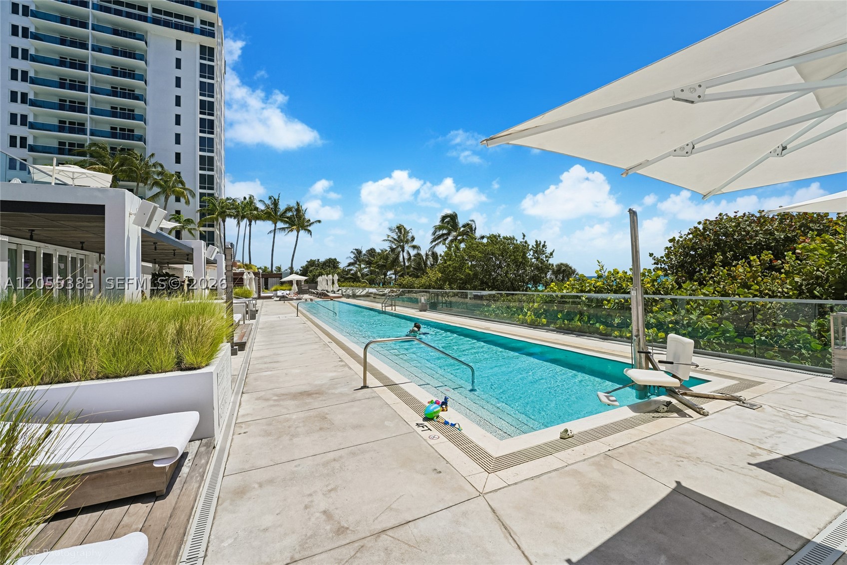 RONEY PALACE CONDO - Residential