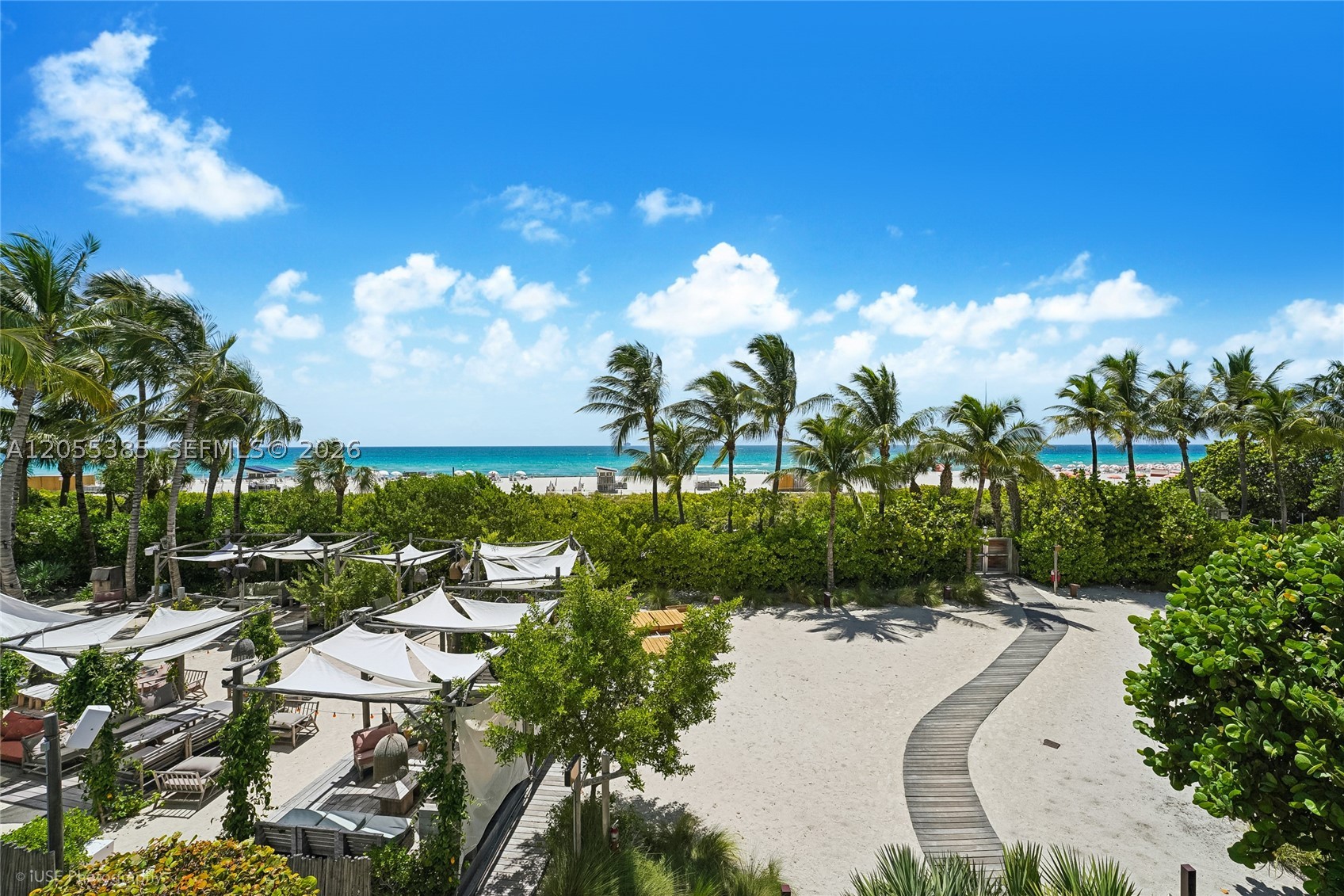 RONEY PALACE CONDO - Residential