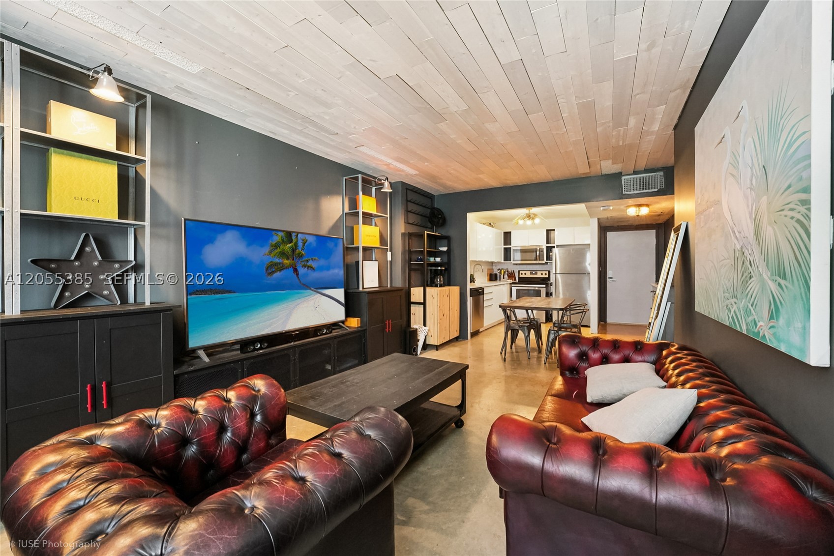 RONEY PALACE CONDO - Residential