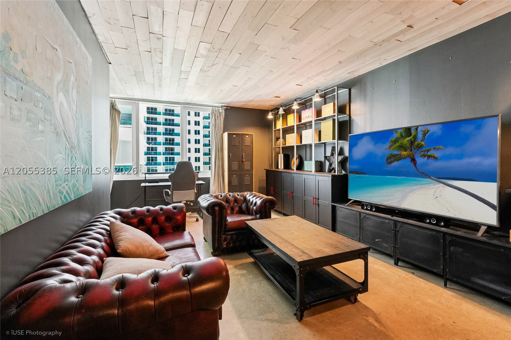 RONEY PALACE CONDO - Residential
