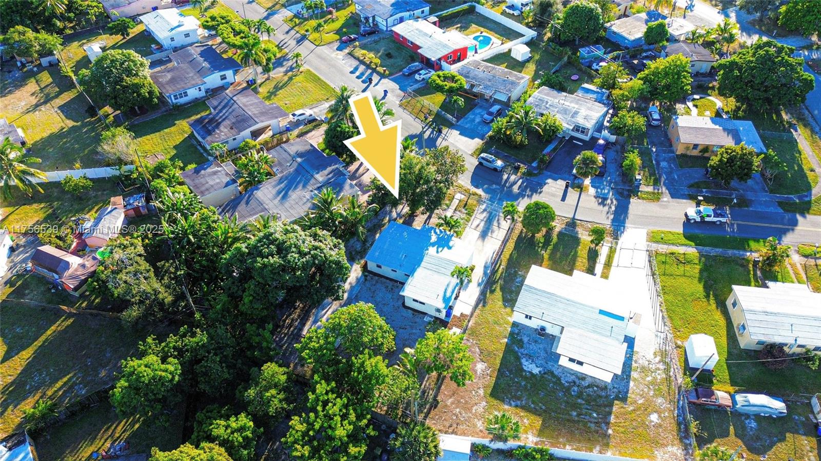 LAUDERDALE MANORS AMD PLA - Residential