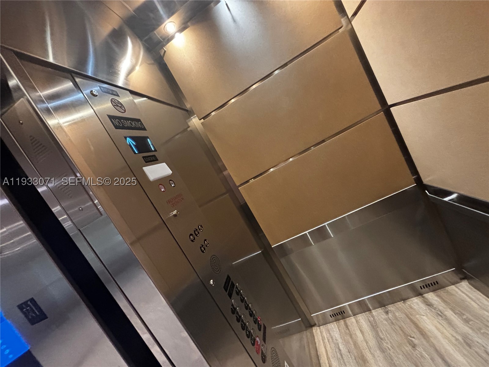 COUNTRY CLUB TOWERS CONDO - Residential