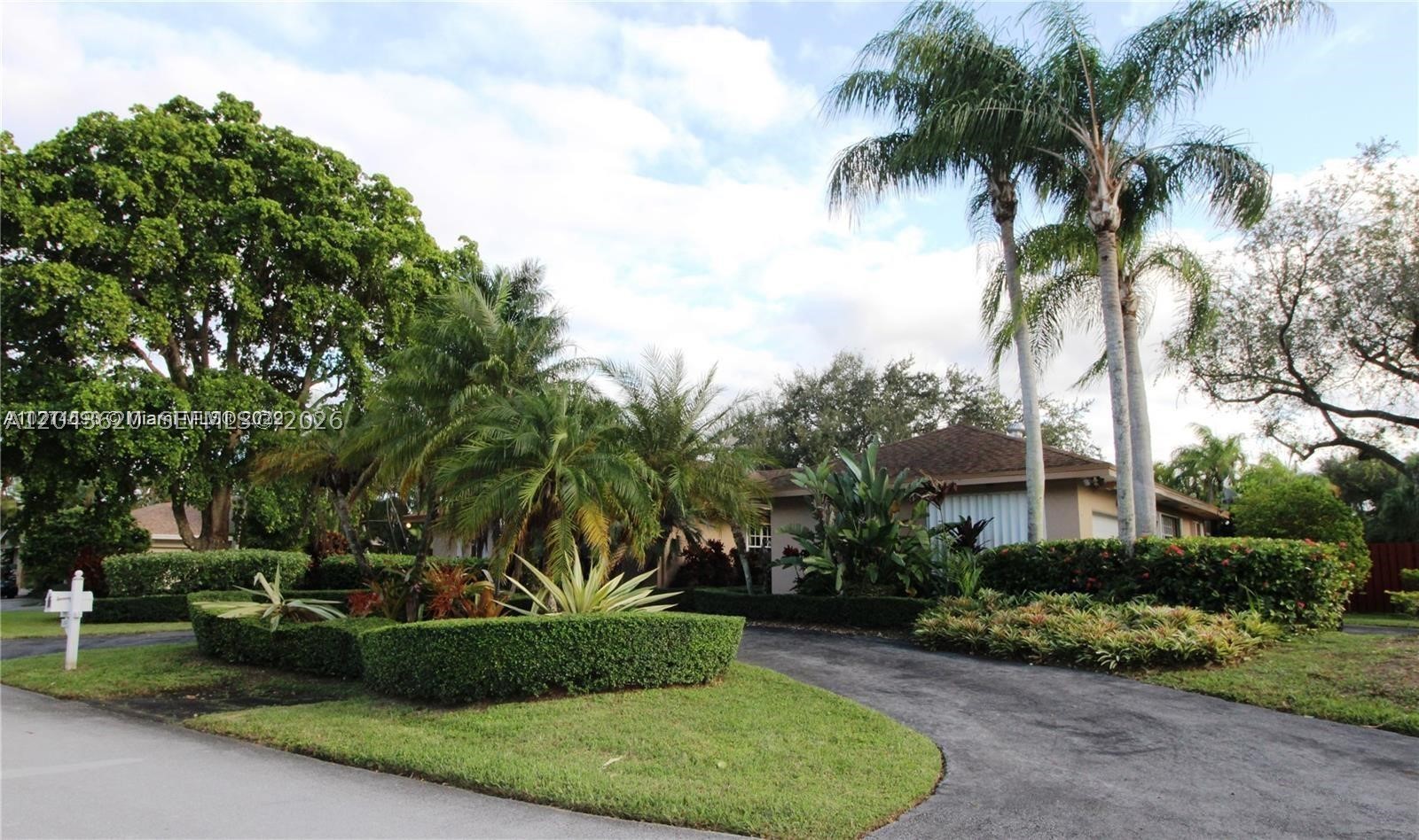 LUSIA R SUB - Residential Lease