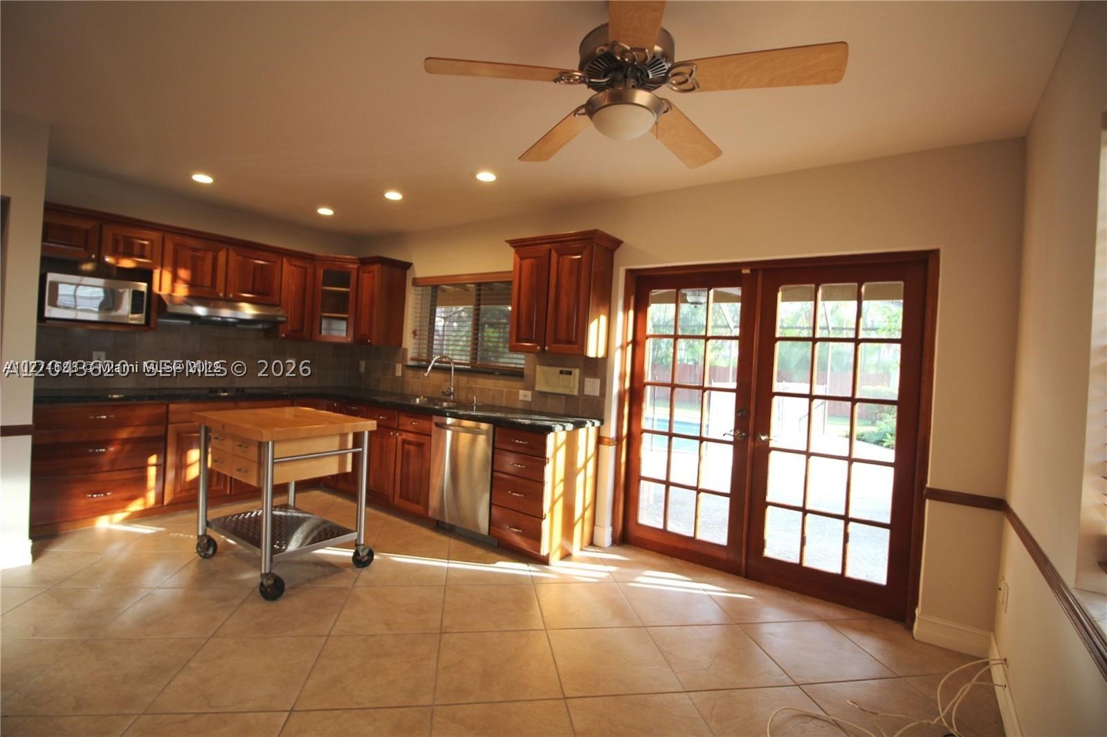 LUSIA R SUB - Residential Lease