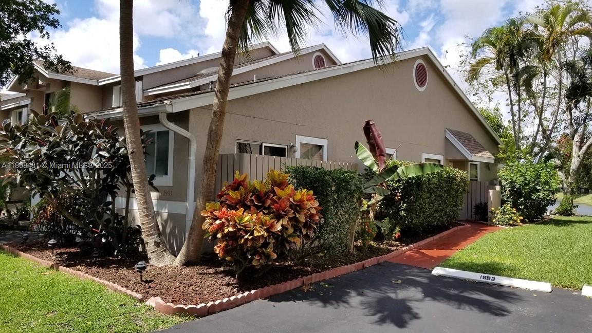 Price reduced for fast sale. Seller is moving out of state and is motivated. It's all about the view! Beautifully remodeled 2/2 Villa in the gated community of Discovery Pointe. One of the best  views in the complex. The unit is turnkey. Every room in the house has been updated. Lush tropical landscaping. 
Complex has a gym, racquetball court, heated pool, hot tub, two tennis courts, a dog park area, and a play area for children. New roof, skylight, and thermostatically controlled attic fan installed 2024