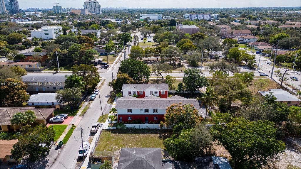 NORTH LAUDERDALE - Residential Income