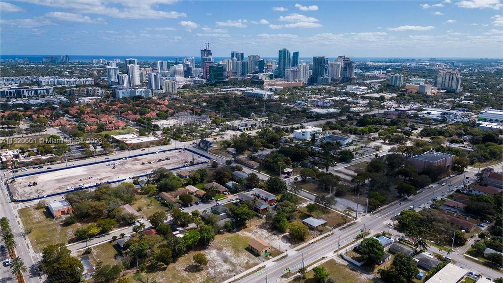 NORTH LAUDERDALE - Residential Income