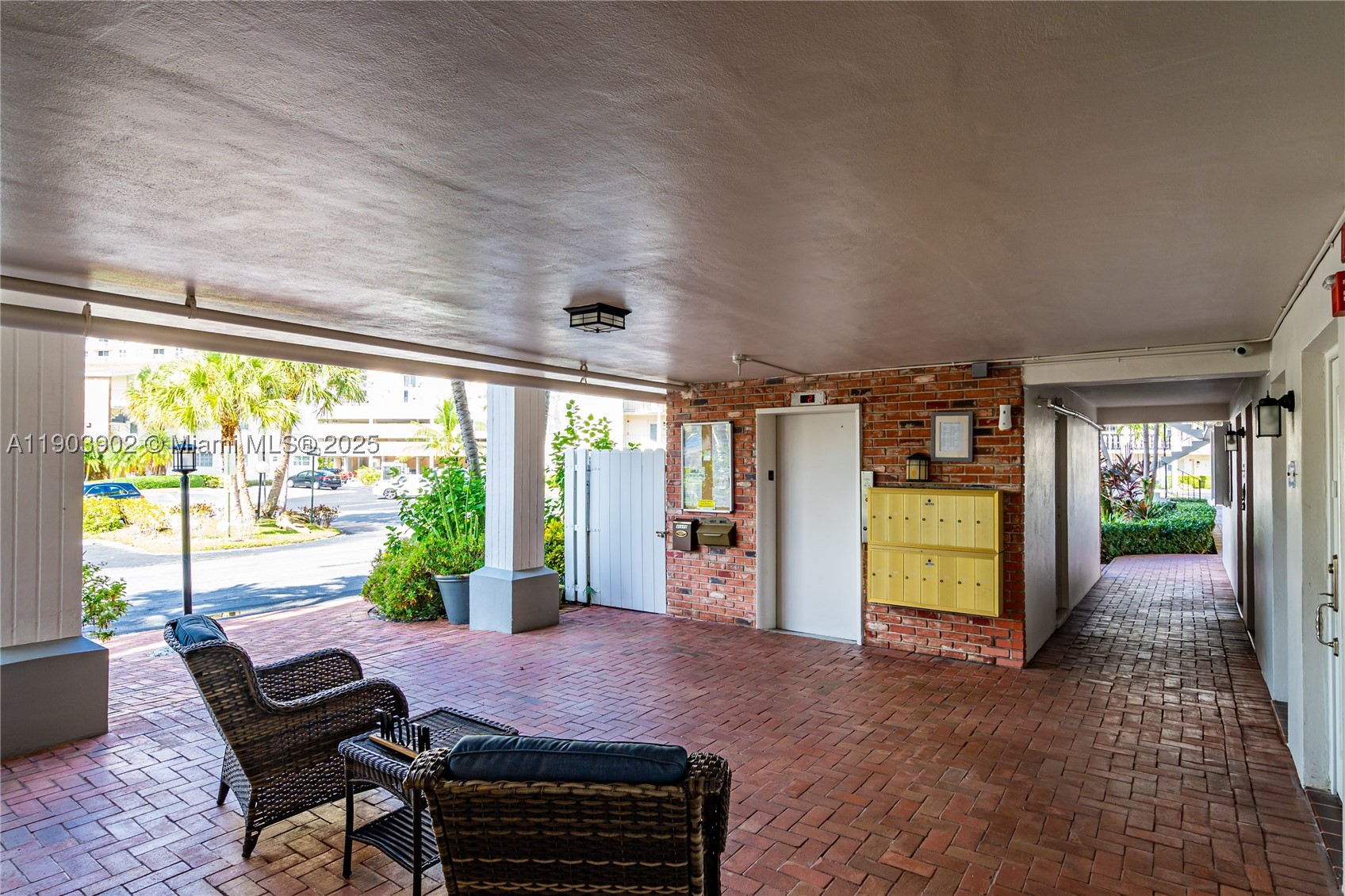 ISLE OF PARADISE CO-OP F - Residential
