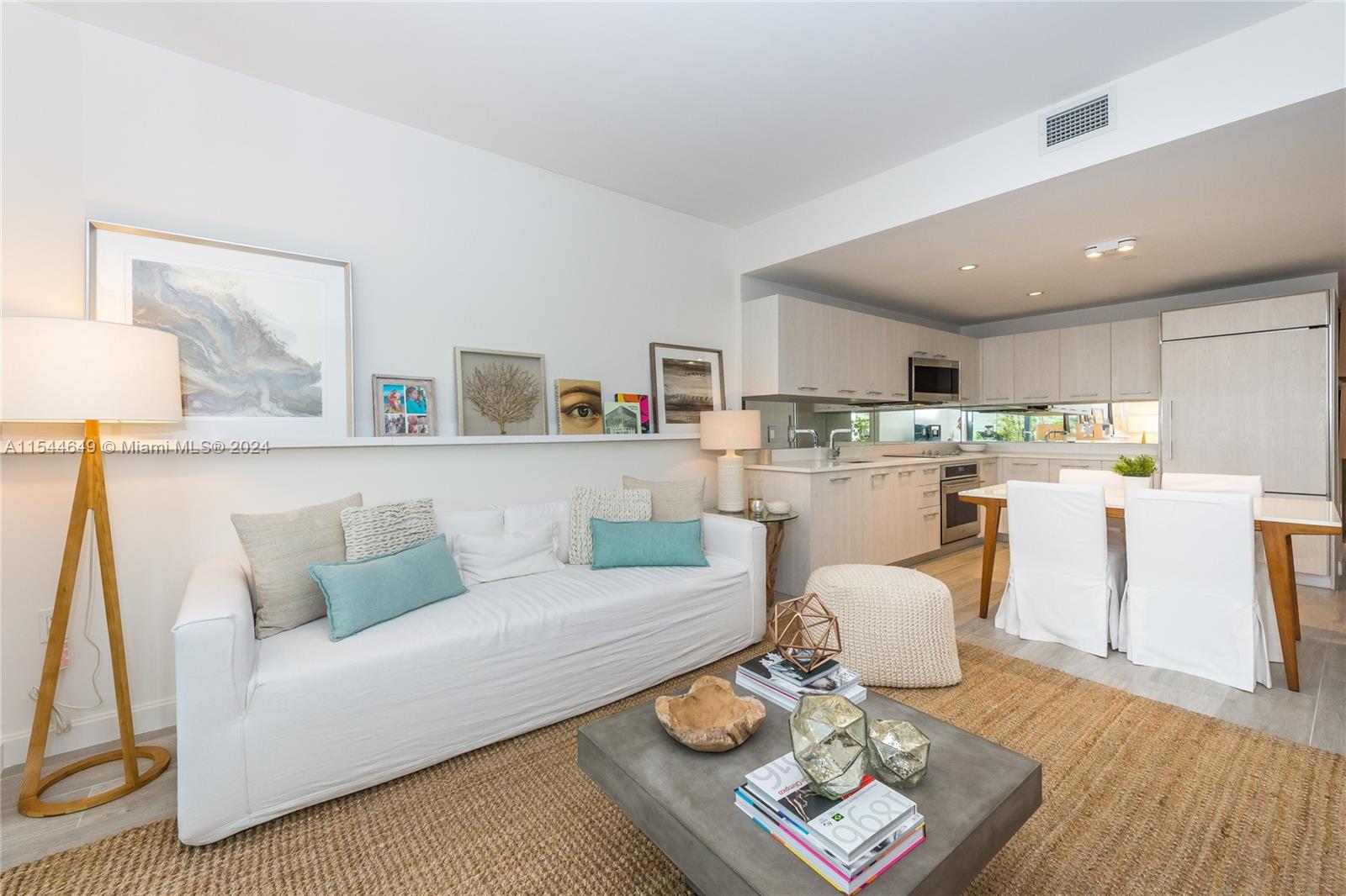 BRICKELL HEIGHTS WEST CON - Residential Lease