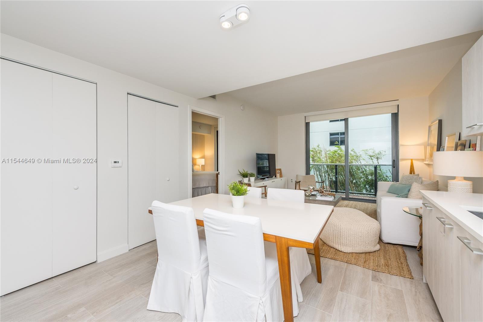 BRICKELL HEIGHTS WEST CON - Residential Lease