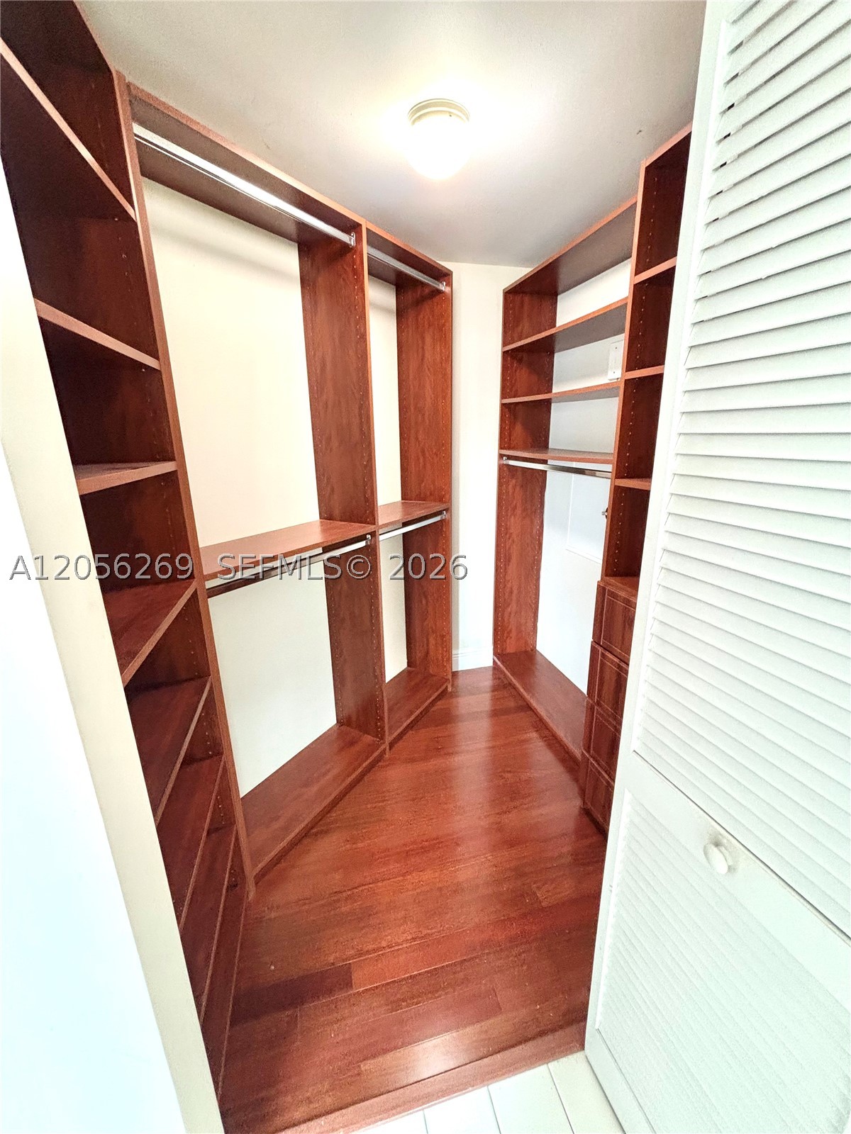 DOWNTOWN DADELAND CONDO N - Residential