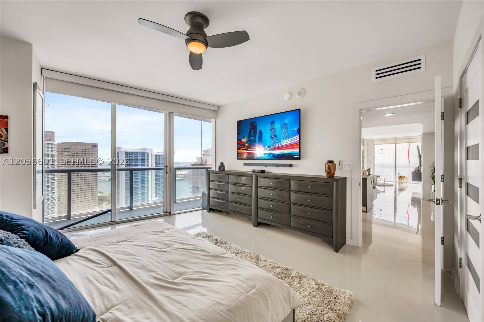 ICON BRICKELL NO TWO - Residential