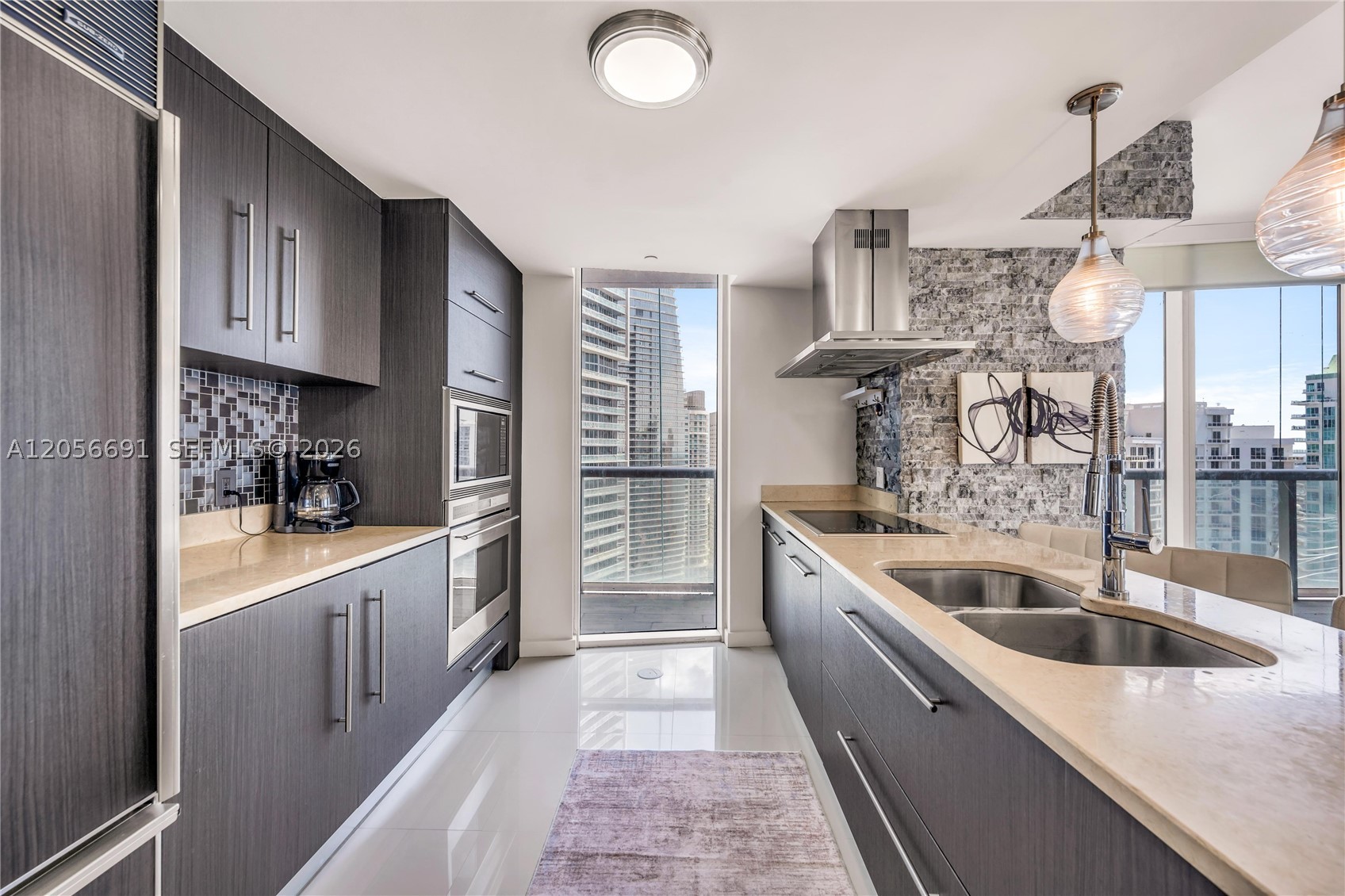 ICON BRICKELL NO TWO - Residential