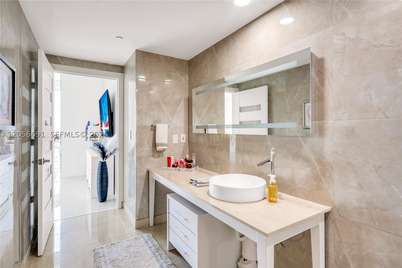 ICON BRICKELL NO TWO - Residential
