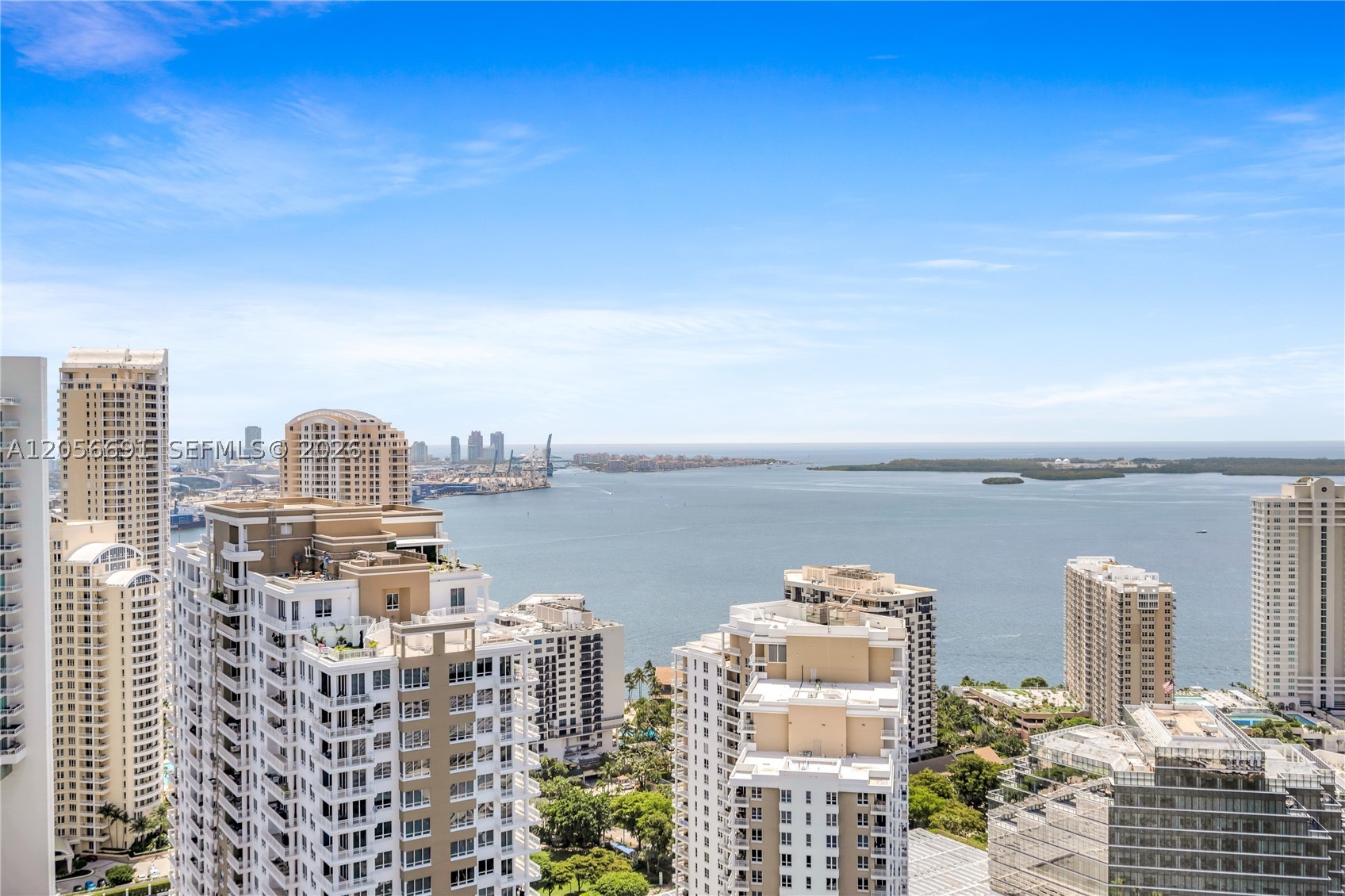 ICON BRICKELL NO TWO - Residential