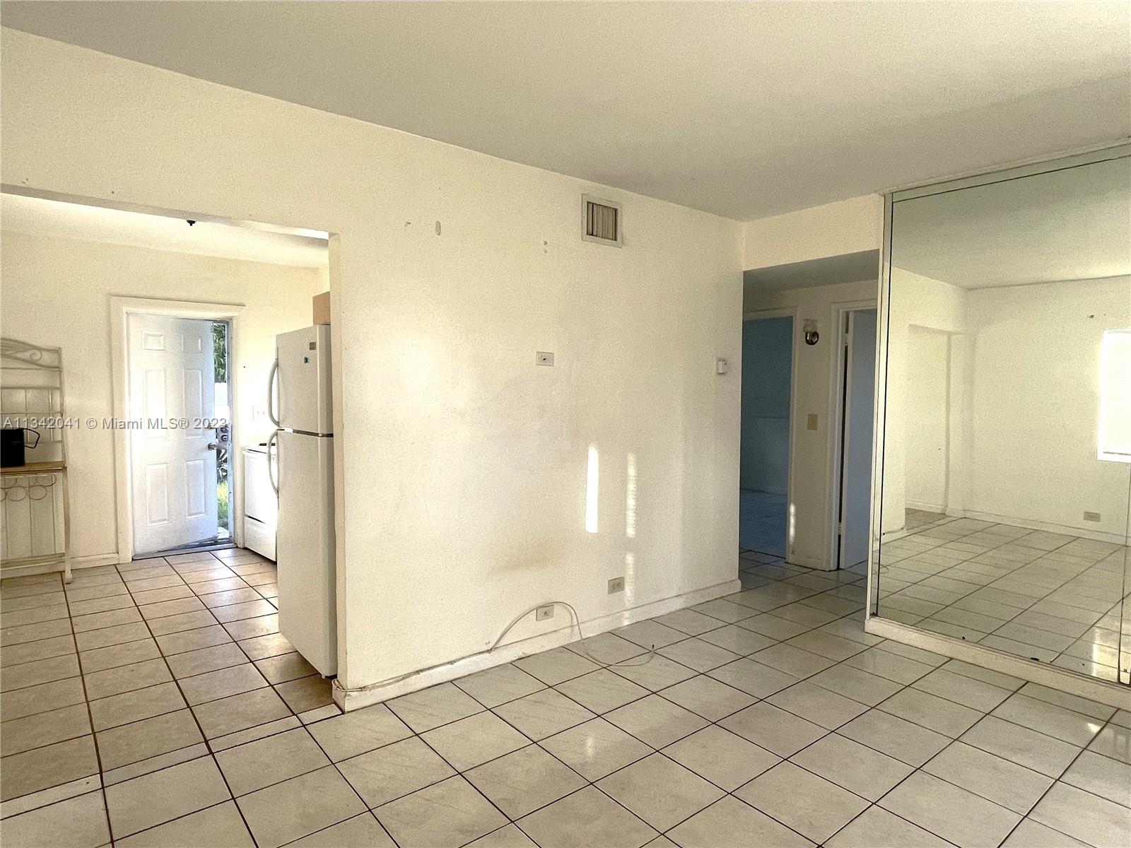 BUNCHE PARK - Residential