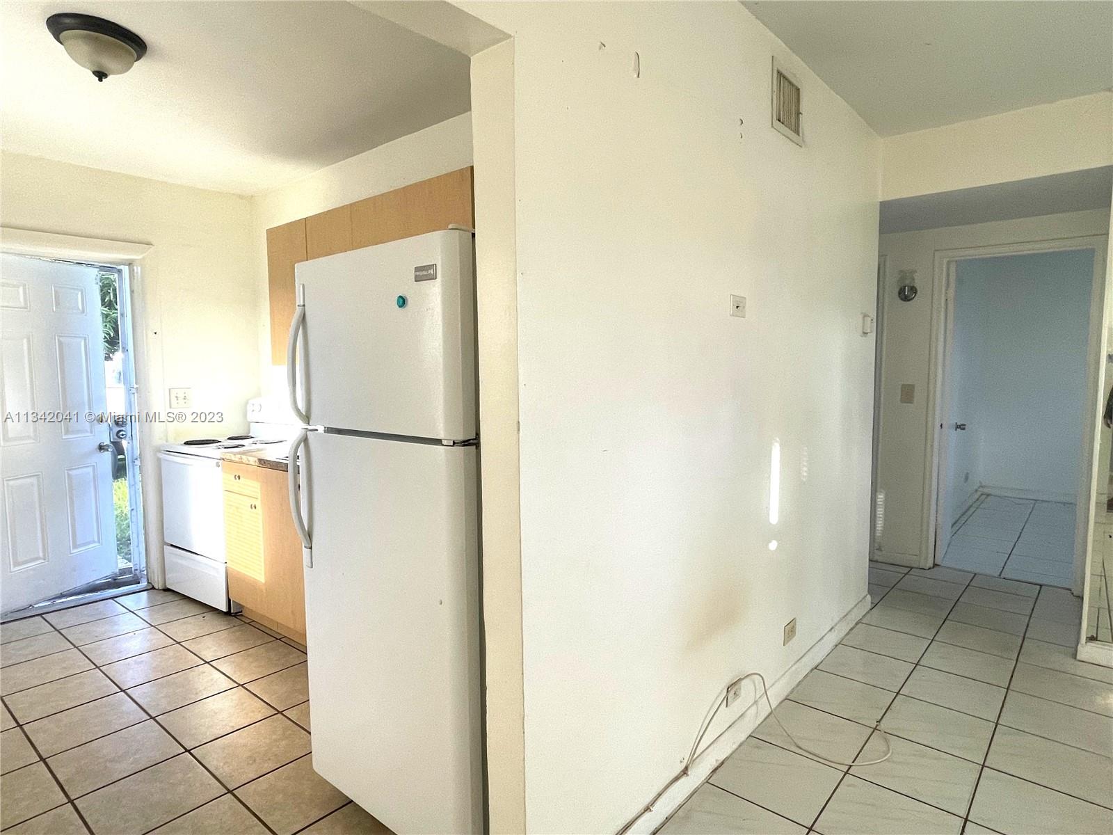 BUNCHE PARK - Residential