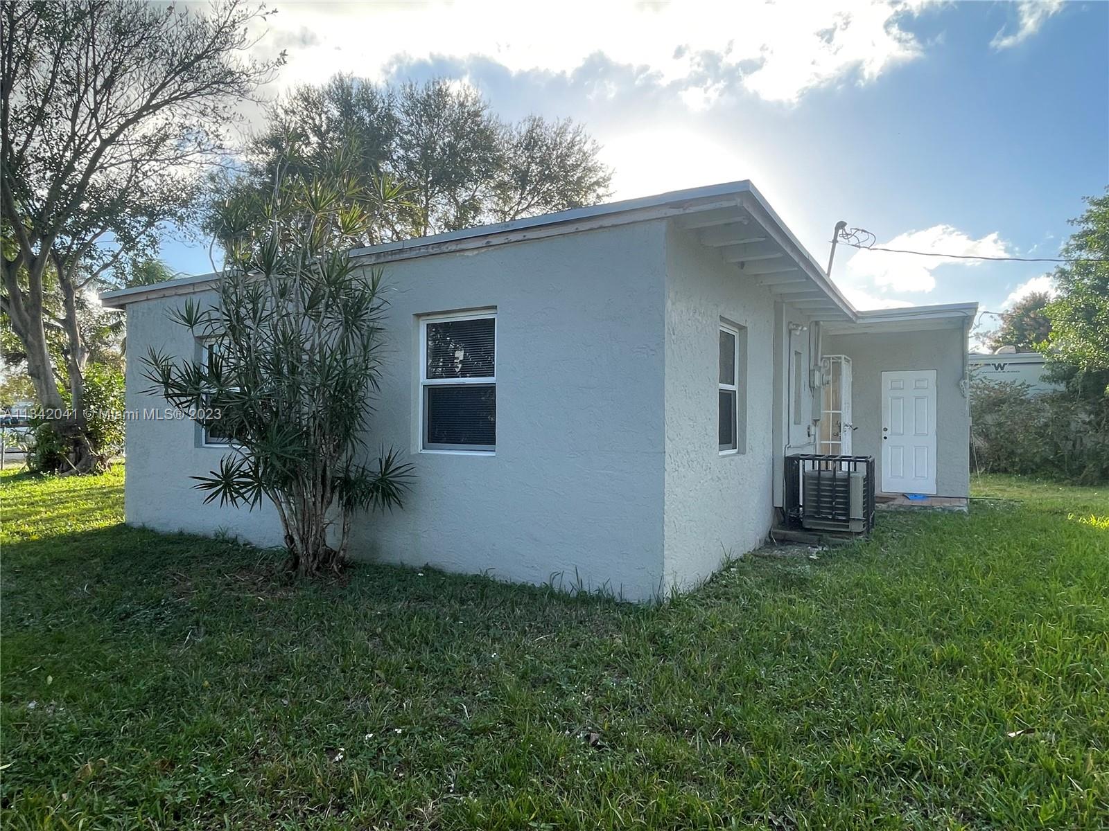 BUNCHE PARK - Residential