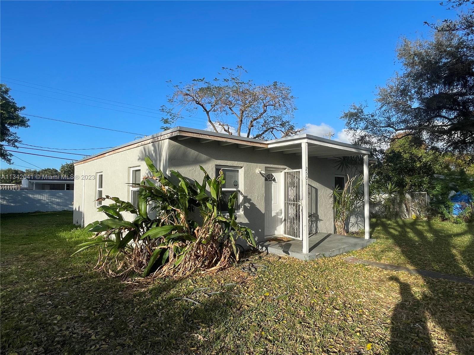 BUNCHE PARK - Residential