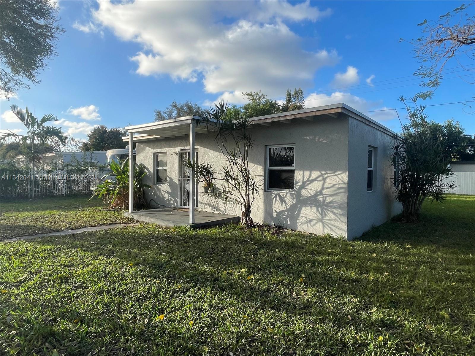 BUNCHE PARK - Residential