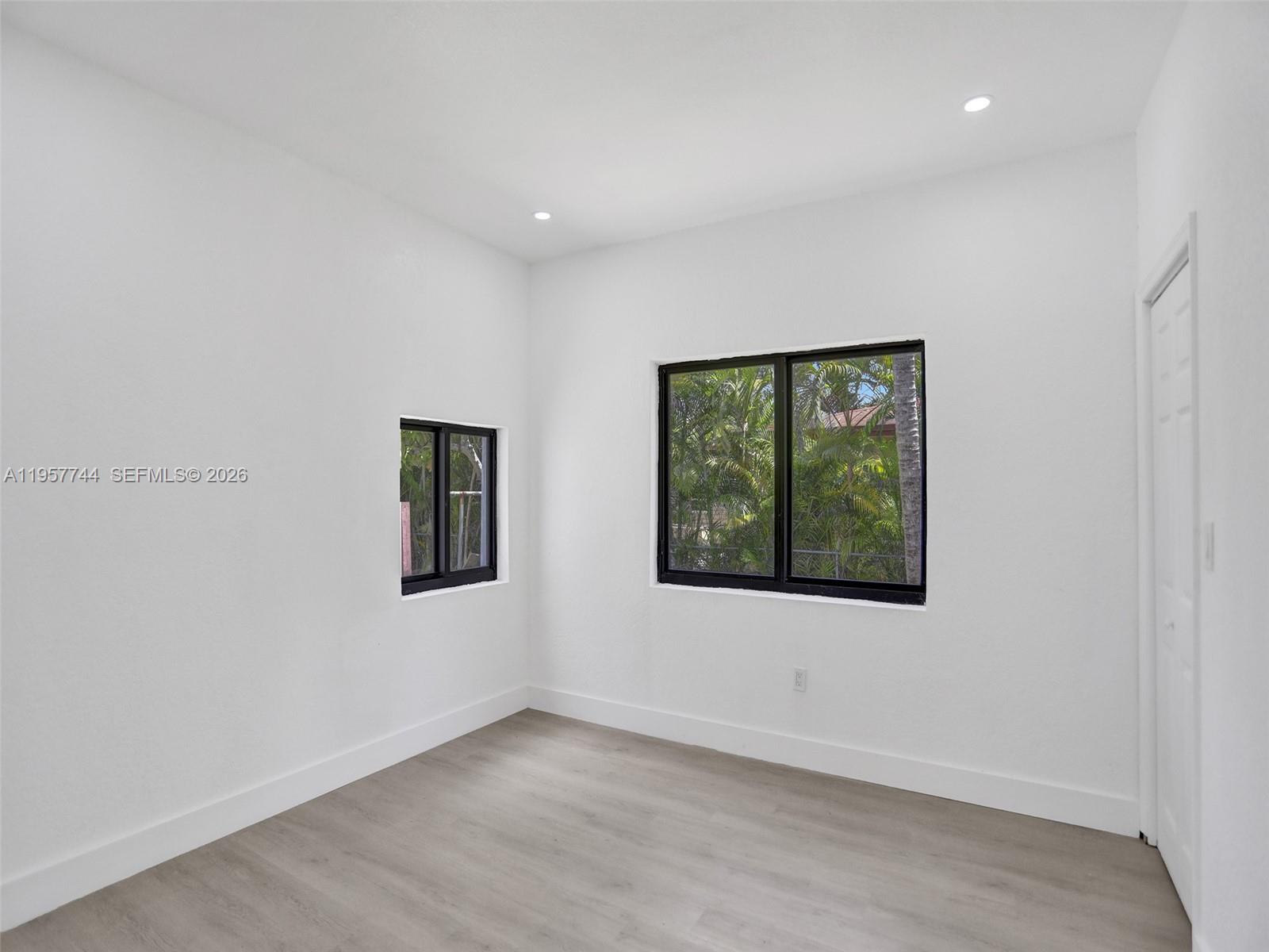 IRONS MANOR 1ST ADDN - Residential