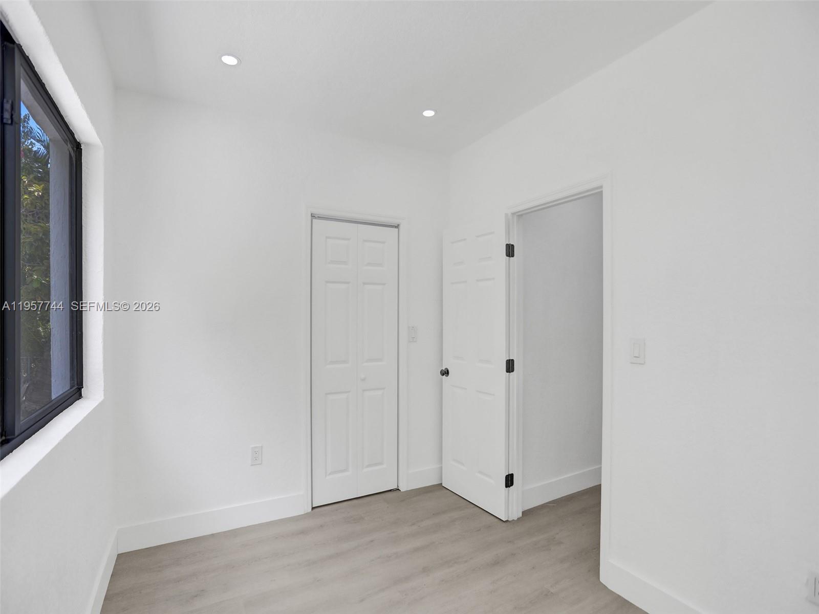 IRONS MANOR 1ST ADDN - Residential
