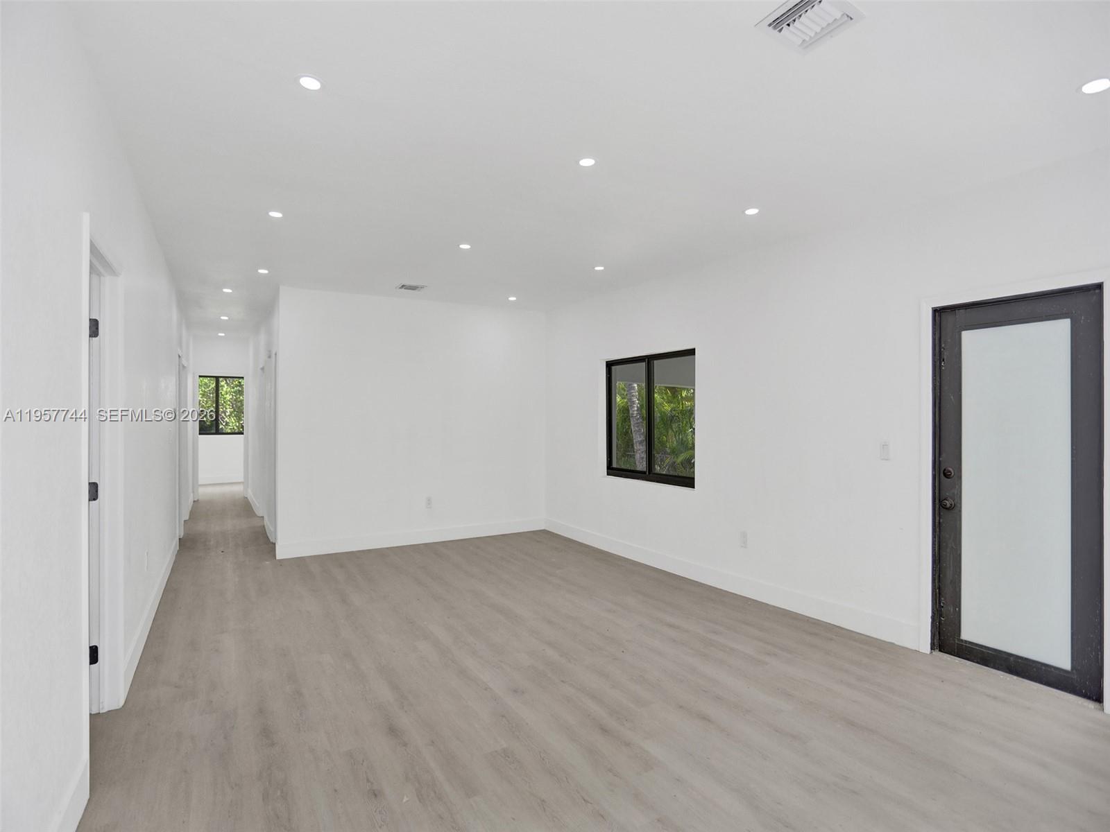 IRONS MANOR 1ST ADDN - Residential