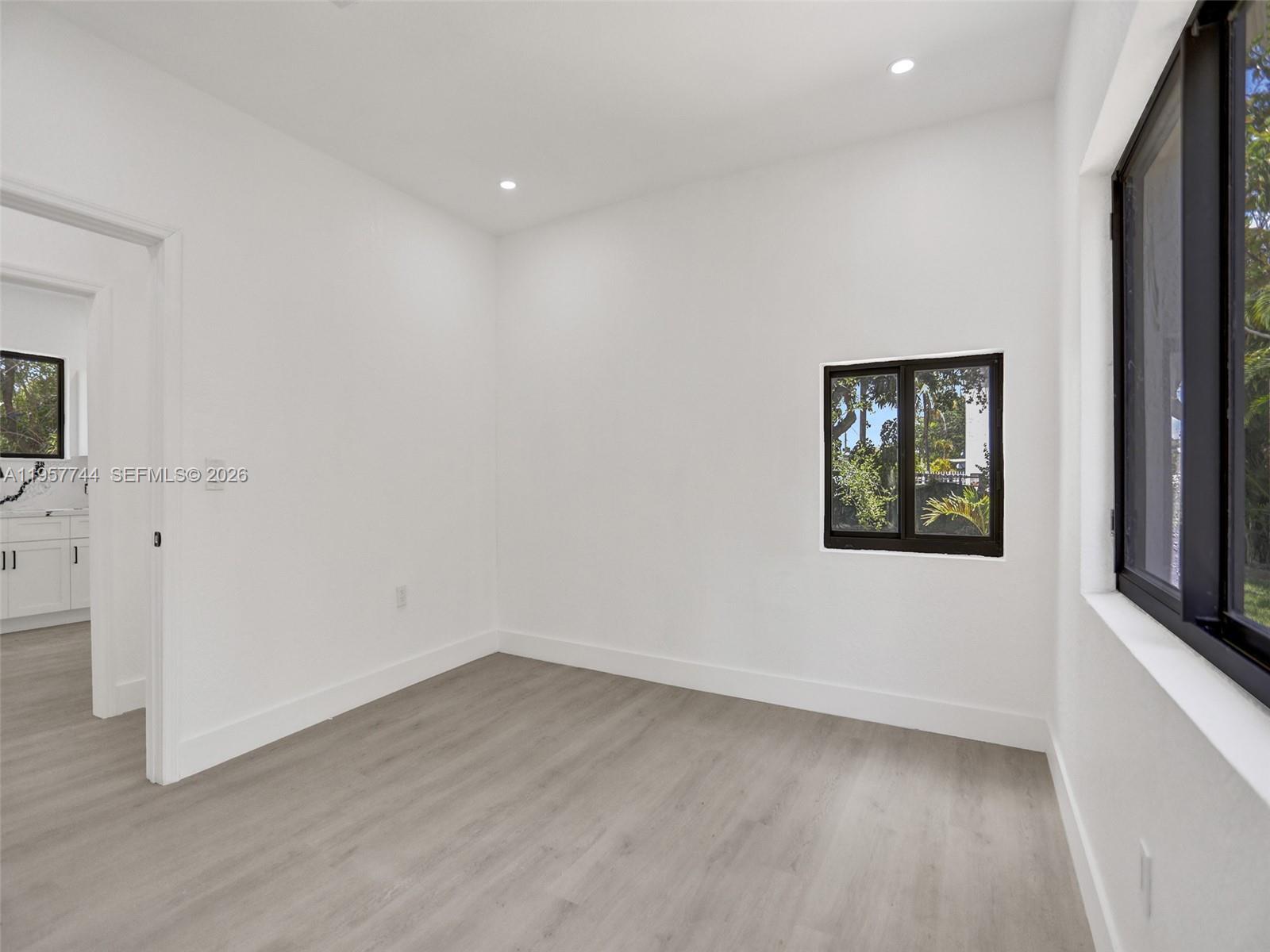 IRONS MANOR 1ST ADDN - Residential