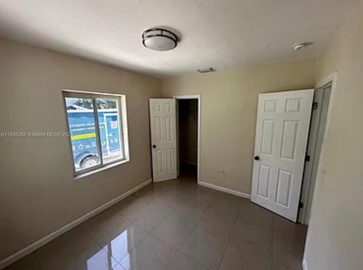 FLAMINGO VILLAGE - Residential Lease