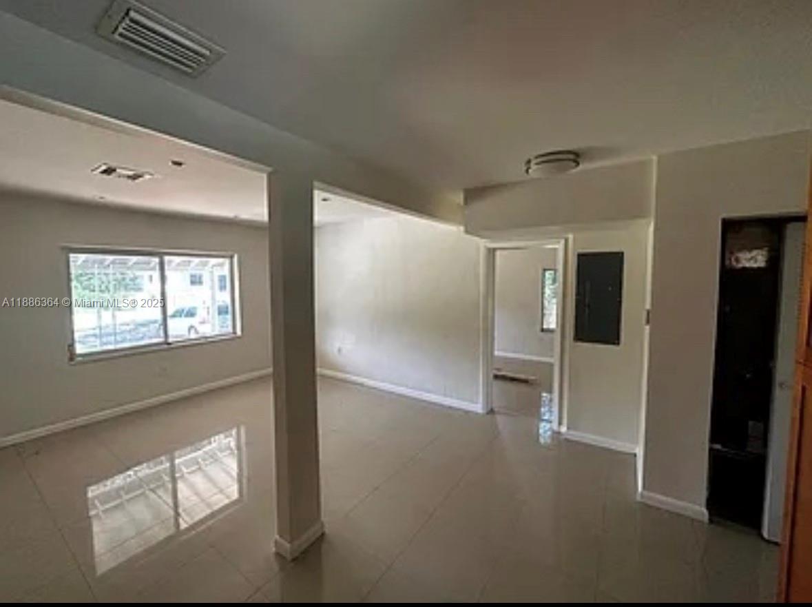FLAMINGO VILLAGE - Residential Lease