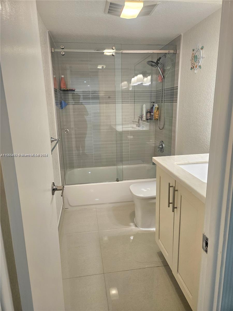 MEADOWBROOK TOWERS CONDO - Residential Lease