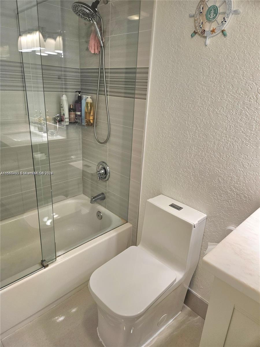 MEADOWBROOK TOWERS CONDO - Residential Lease