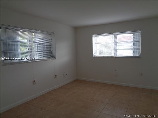 OLA CONDO - Residential