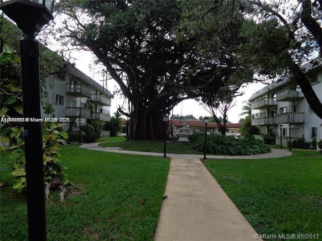 OLA CONDO - Residential
