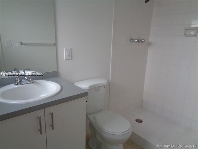 OLA CONDO - Residential