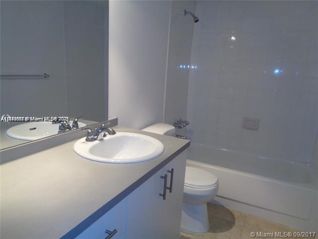 OLA CONDO - Residential