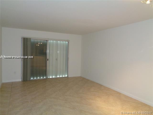OLA CONDO - Residential