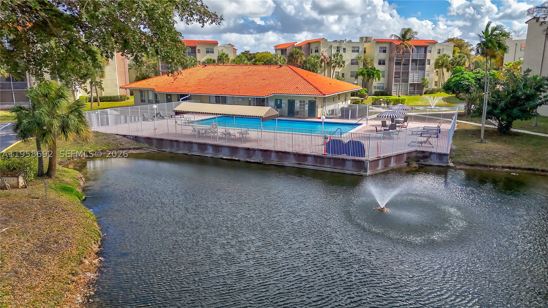 COURTYARDS OF BROWARD CON - Residential