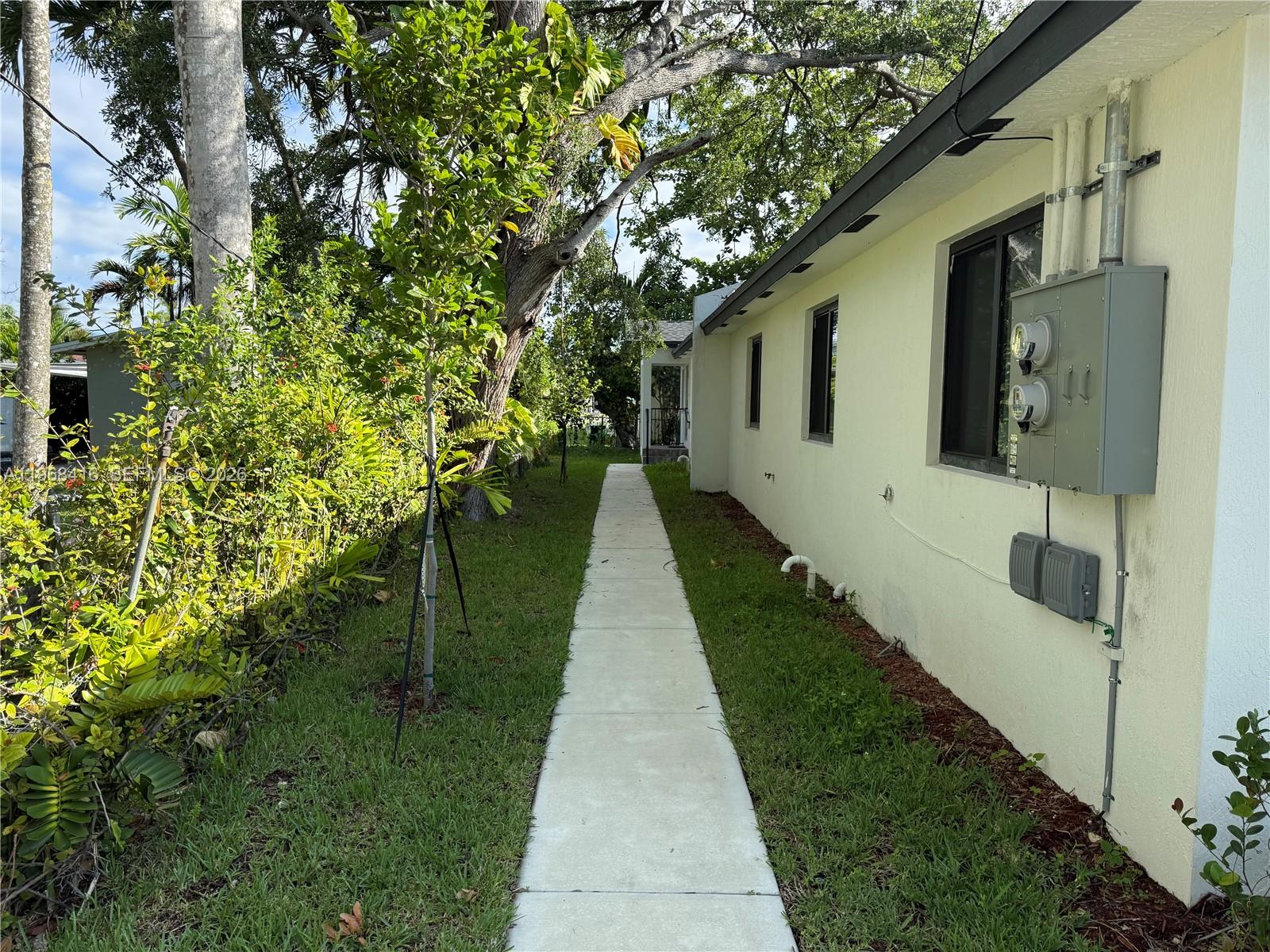TOWN OF FLORIDA CITY - Residential Income